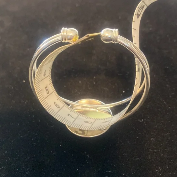 Leather symbol on silver bracelet - Picture 4 of 4